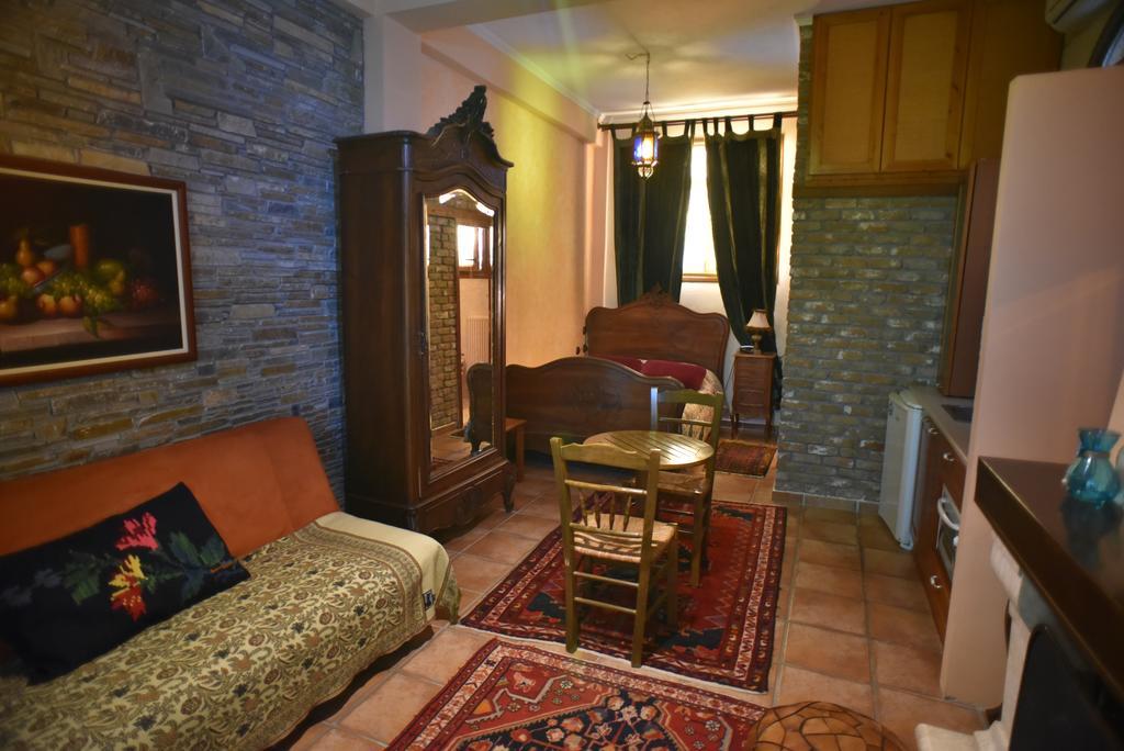 Santa Marina Guesthouse Káto Loutrákion Eksteriør billede