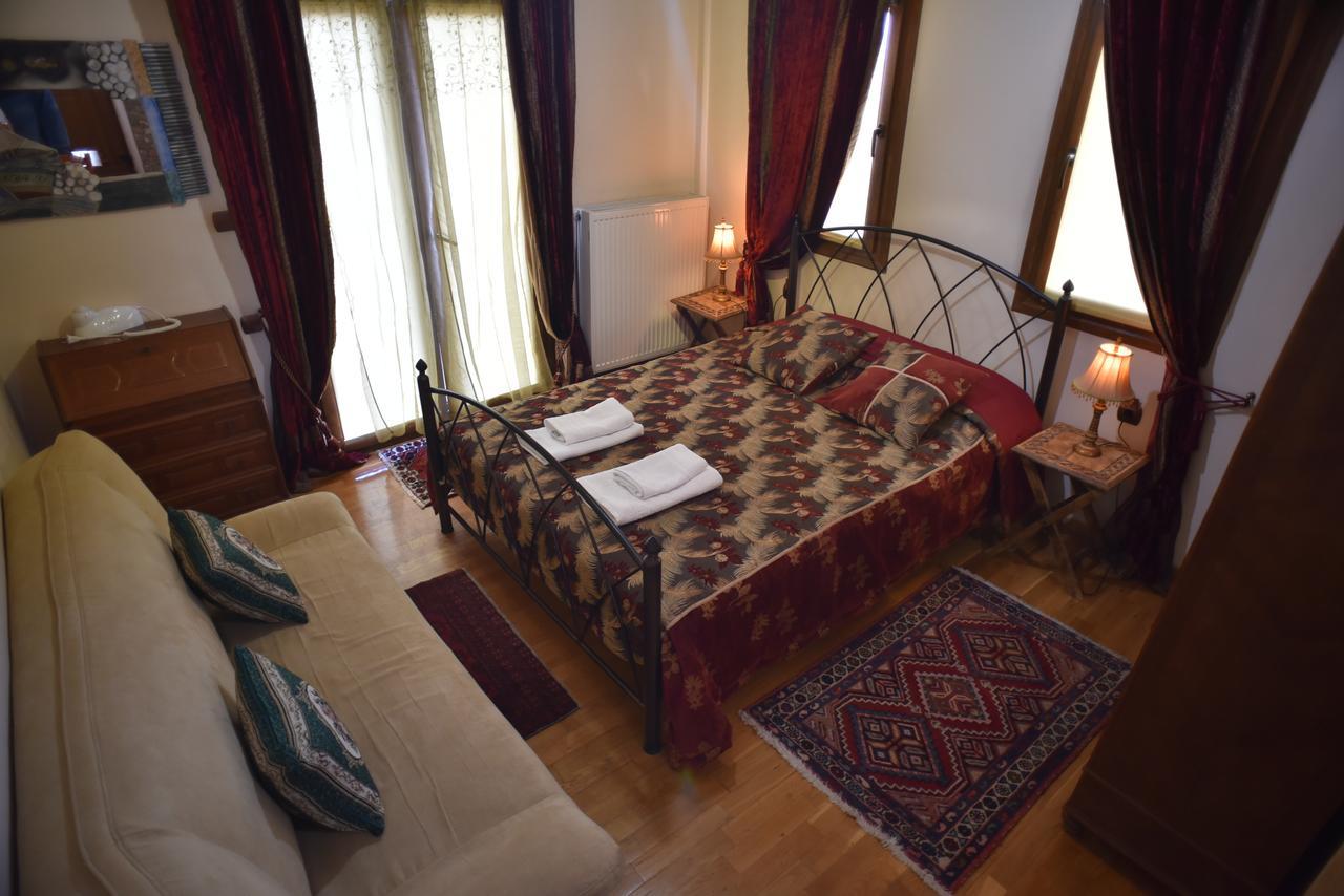 Santa Marina Guesthouse Káto Loutrákion Eksteriør billede