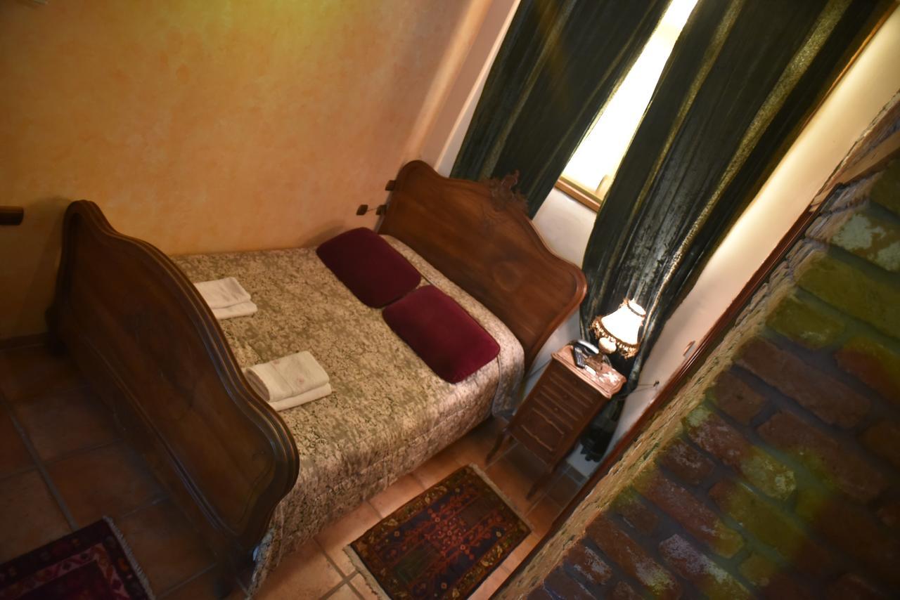 Santa Marina Guesthouse Káto Loutrákion Eksteriør billede