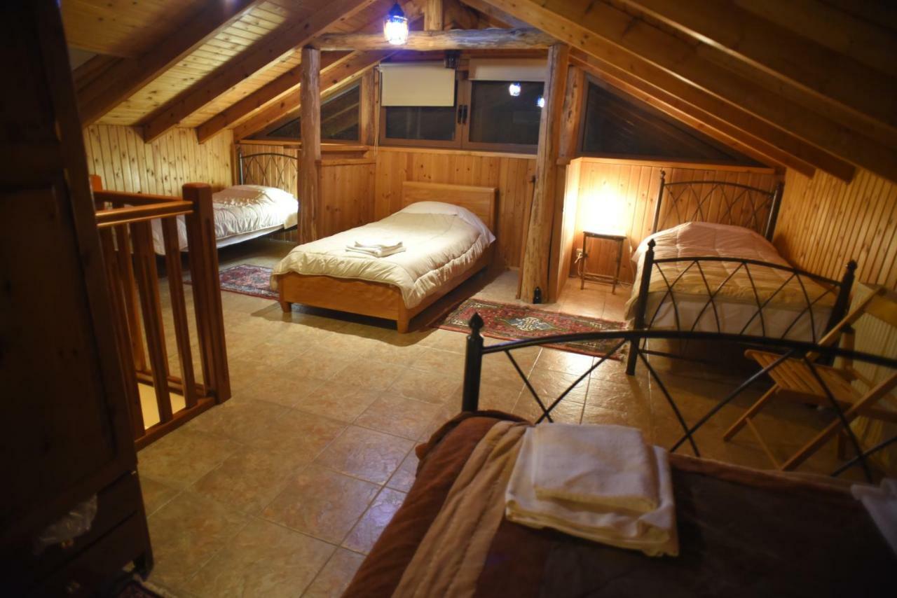 Santa Marina Guesthouse Káto Loutrákion Eksteriør billede