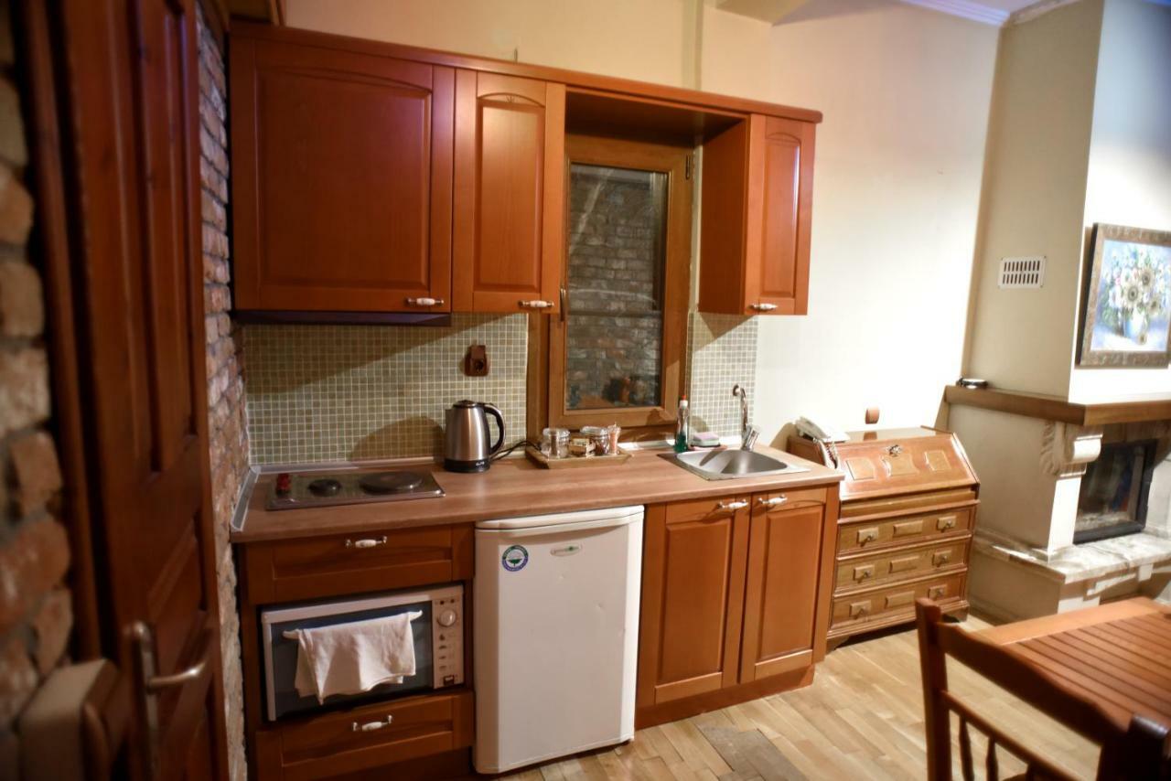 Santa Marina Guesthouse Káto Loutrákion Eksteriør billede