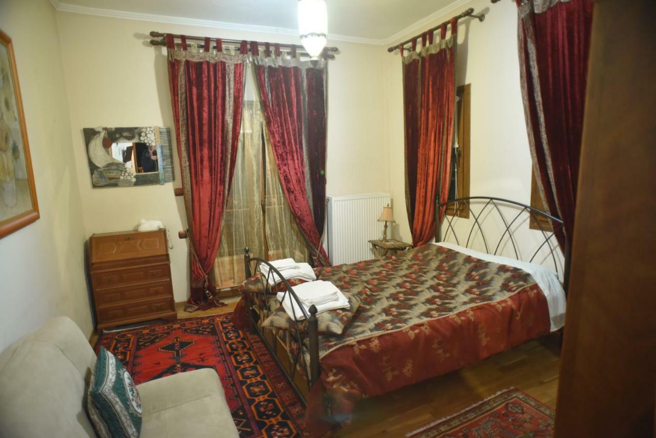 Santa Marina Guesthouse Káto Loutrákion Eksteriør billede