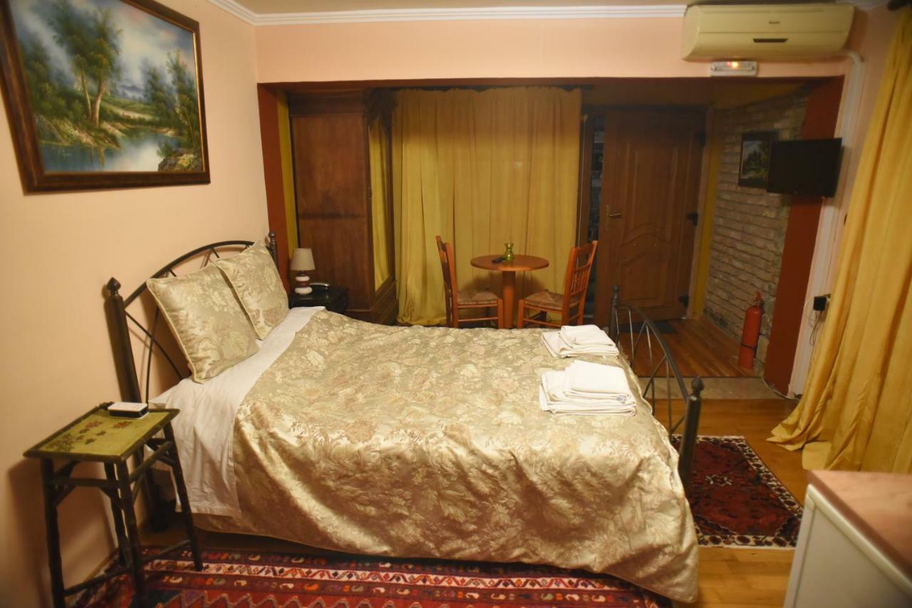 Santa Marina Guesthouse Káto Loutrákion Eksteriør billede