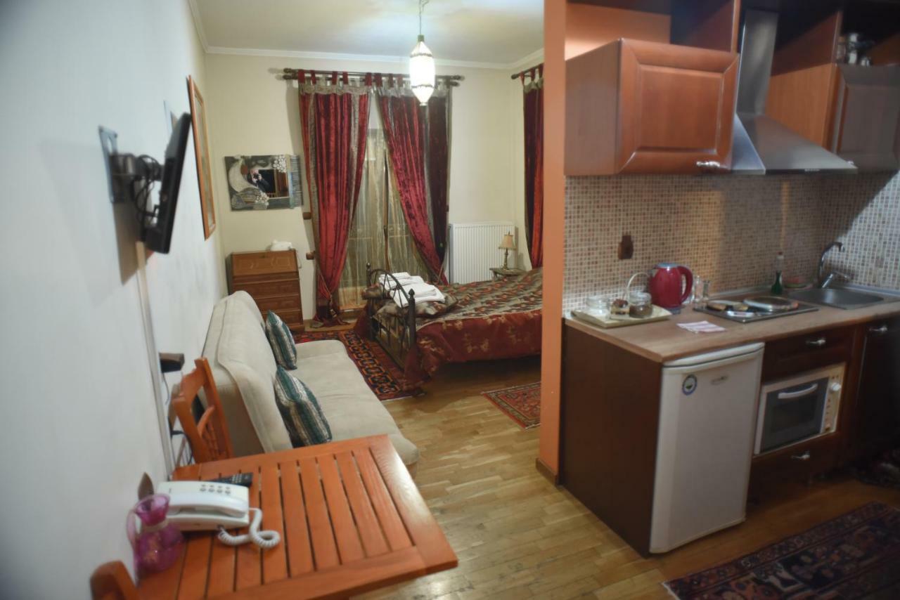 Santa Marina Guesthouse Káto Loutrákion Eksteriør billede