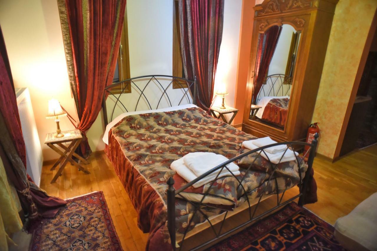 Santa Marina Guesthouse Káto Loutrákion Eksteriør billede